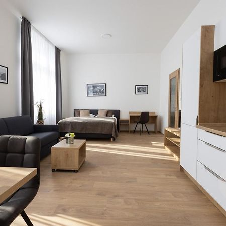 Residence Morris Mladá Boleslav Eksteriør bilde