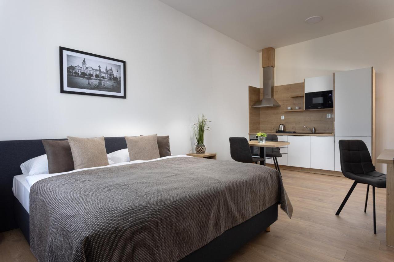 Residence Morris Mladá Boleslav Eksteriør bilde
